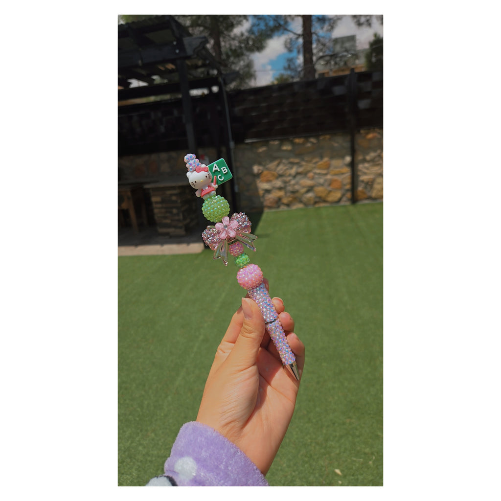 Hello Kitty Spakle Beaded Pen 🌸✨️